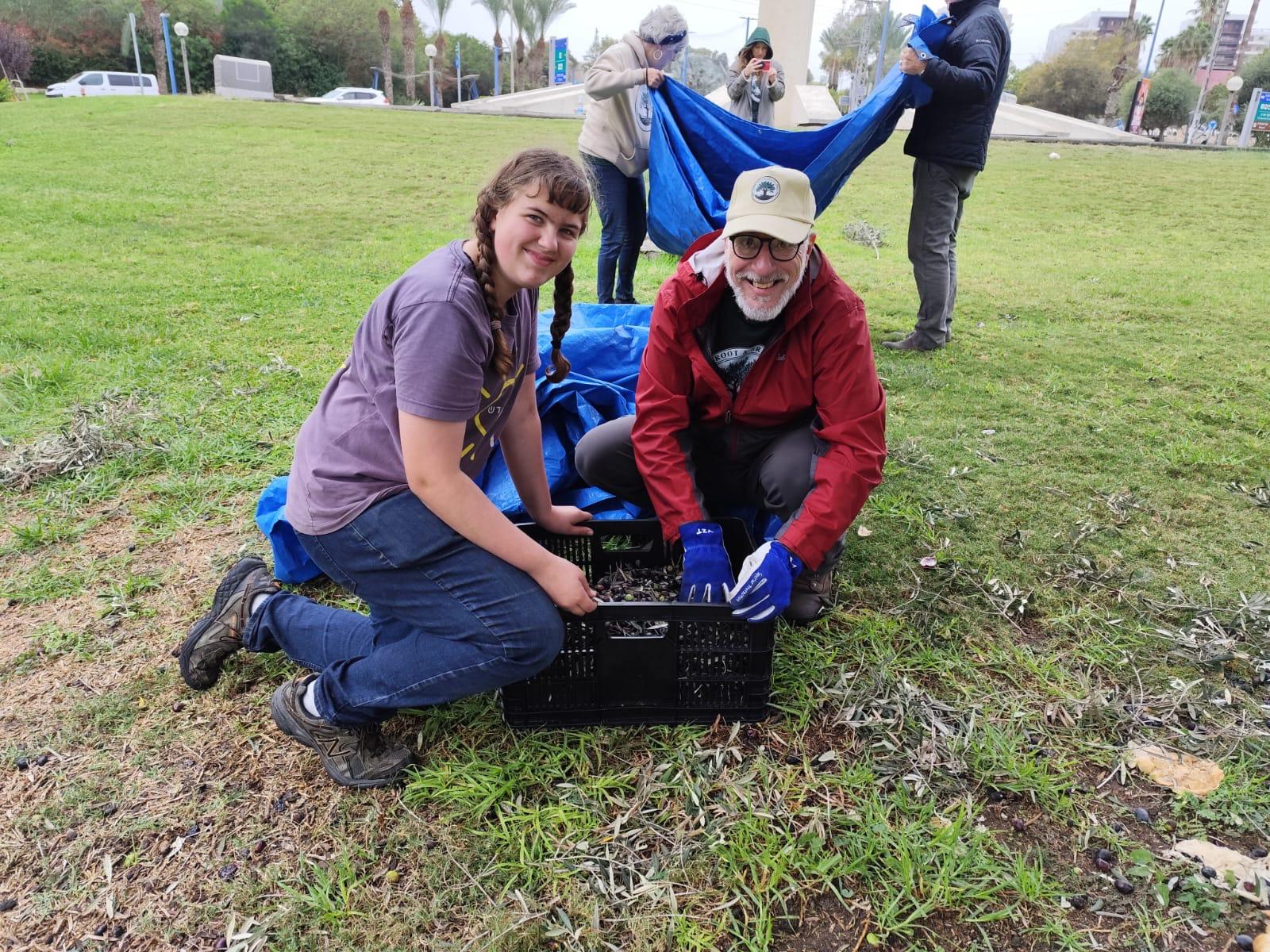 Root & Branch Volunteers